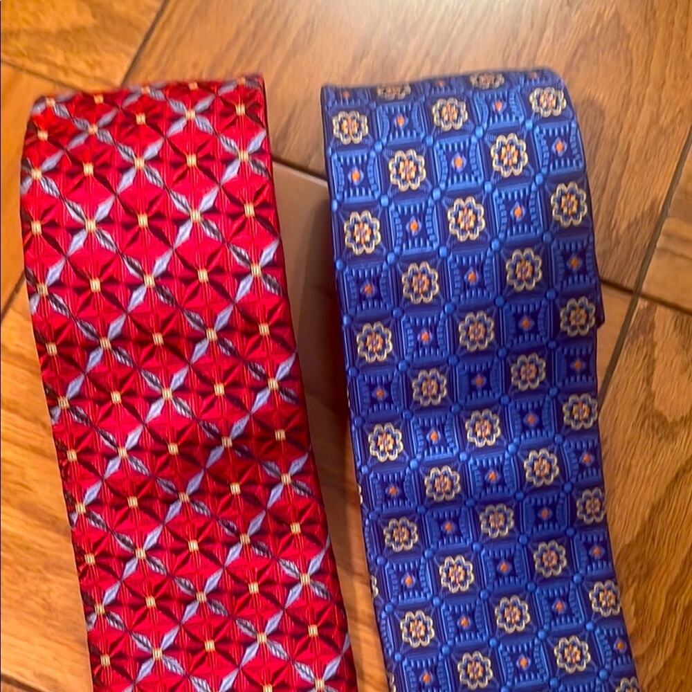 Robert Talbots Set Of Two Elegant Red And Blue Pa… - image 4